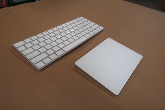 Apple keyboard A1644/Mouse A1535