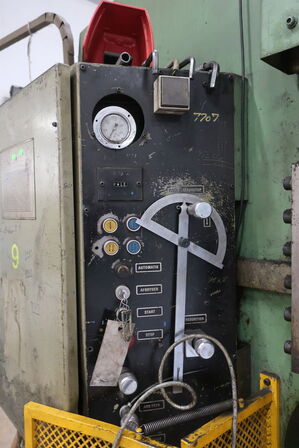 Hydraulisk pladepresse, DONEWELL 110-3000