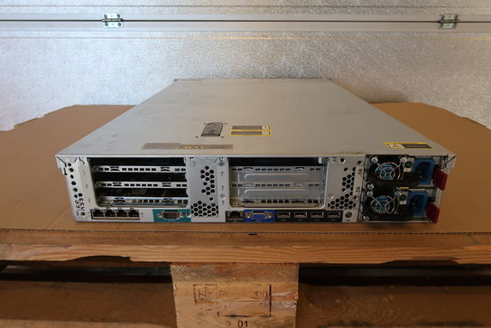 HP Rack server DL380 G8