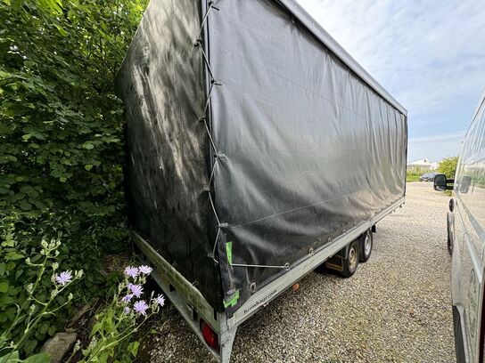 HUMBAUR HT 356124 boogietrailer med høj presenning