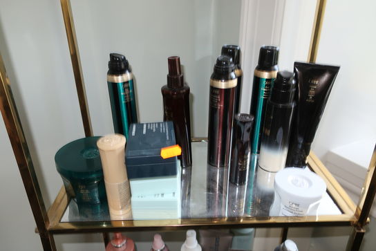 Diverse hårprodukter BALMAIN, ALTERNA CAVIAR m.m.