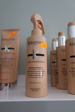 2 stk. opfriskende spray til krøller KÈRASTASE, Curl manifesto