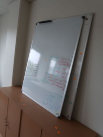 SORØ Skabe (4 stk.), whiteboards (2 stk.)