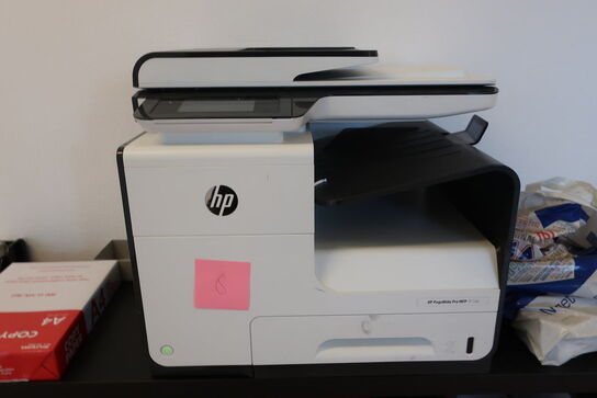 Printer HP PAGEWIDE PRO MFP 477dw med reol samt whiteboard