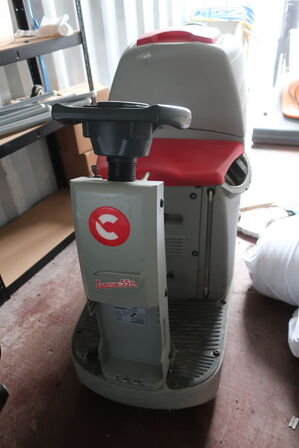 Gulvvaskemaskine COMAC INNOVA 55B CB