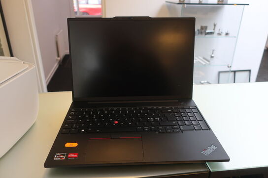 Bærbar computer LENOVO ThinkPad E16 Gen 1½