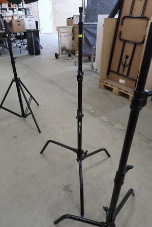 2 pcs. Light stands AVENGER (Manfrotto) (Unused)