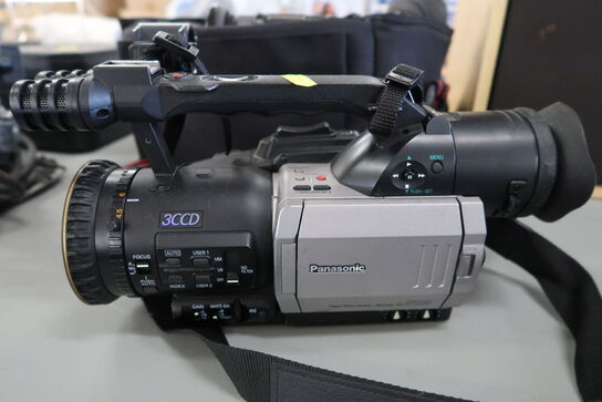 2 pcs. Video camcorders PANASONIC