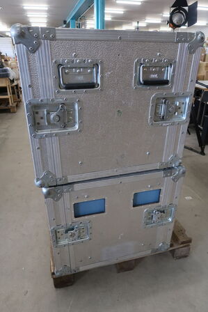 2 pcs. Flight case racks