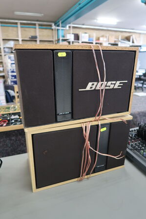 Speakers BOSE 301 series II