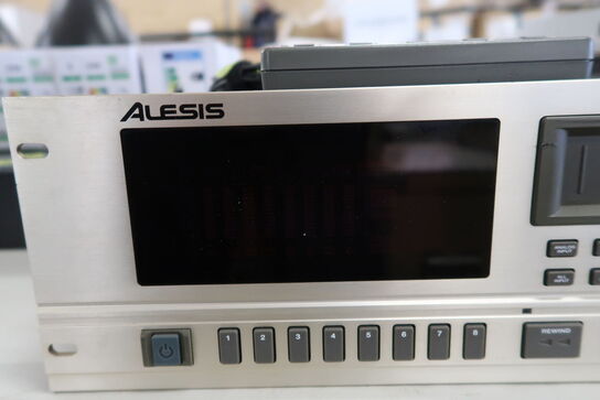 DAT tape recorder ALESIS LX20