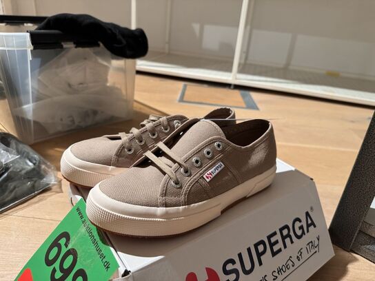 SUPERGA sneakers str. 37