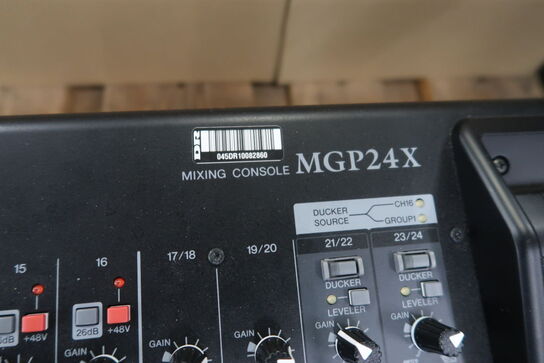 Mixerpult YAMAHA MGP24X