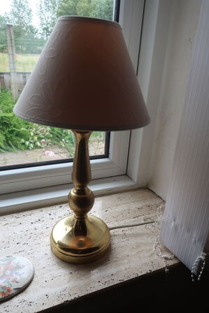 Bordlampe samt 2 stk. vaser