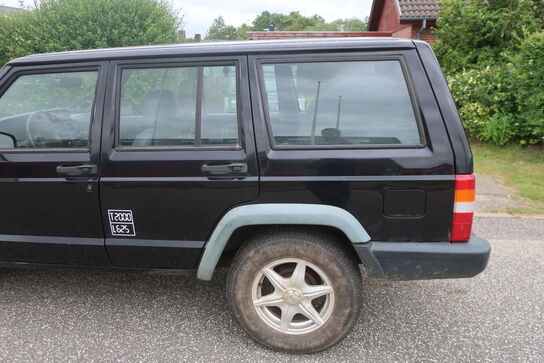 Varebil JEEP Cherokee 2,5