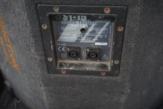 2 stk. DAS Audio ST-15 højttalere inkl. flightcase
