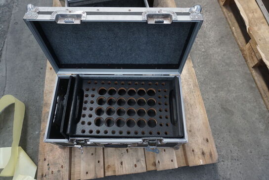 Sennheiser trådløs mic + 3 stk. flightcase