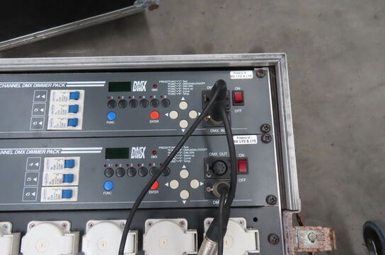 2 stk. 6ch dimmer inkl. 8U rack