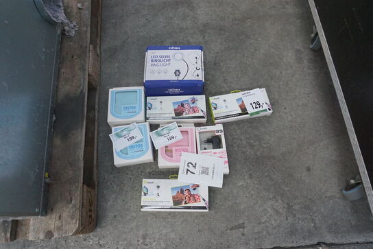 Diverse telefonholdere mv. 