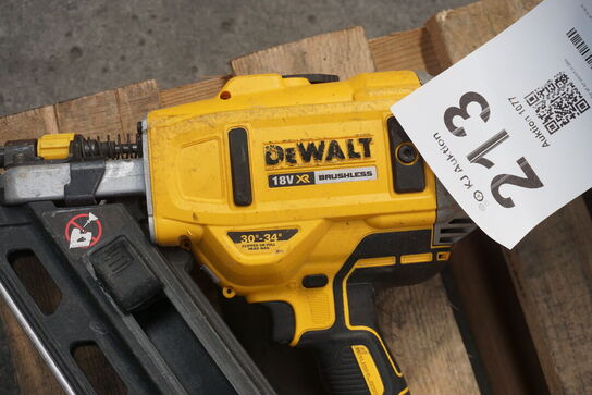 Sømpistol DEWALT DCN692