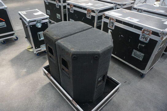 2 stk. DAS Audio ST-15 højttalere inkl. flightcase