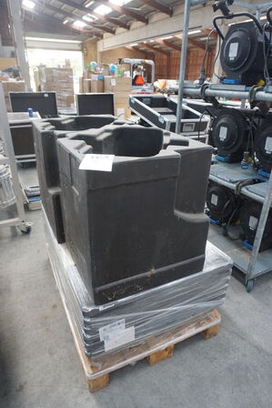 Plastikpaller mv.