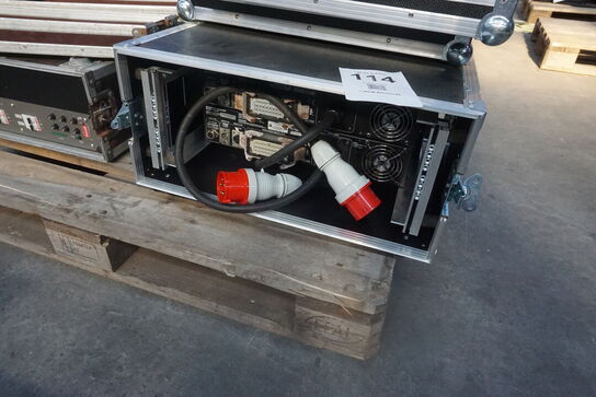 2 stk. 6ch LD6230 Dimmer inkl. 4U rack