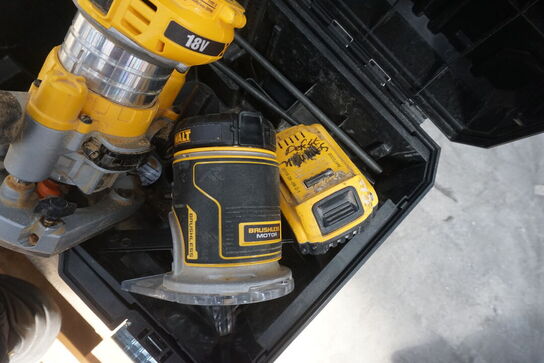 Fræser DEWALT DCW600