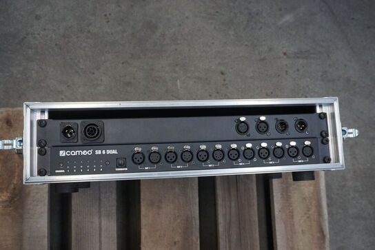 Cameo SB6 DMX Splitter inkl. 2U rack