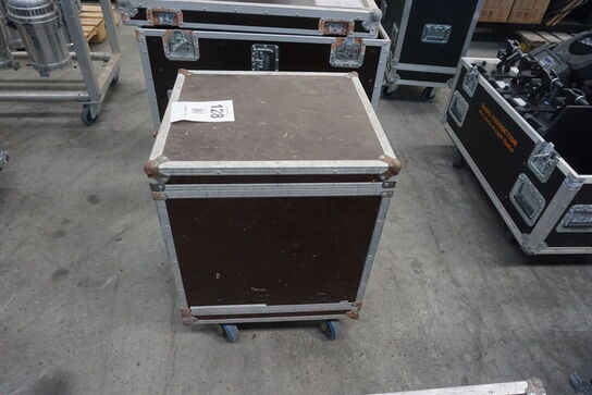 2 stk. 6ch dimmer inkl. 8U rack