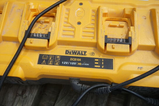 Opladerstation DEWALT DCB104