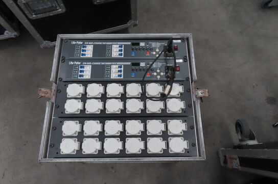 2 stk. 6ch dimmer inkl. 8U rack
