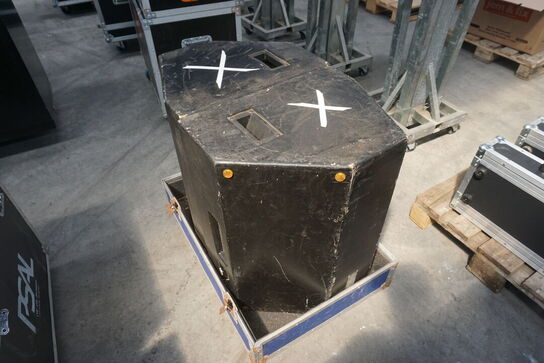 2 stk. Martin Audio LE-400 inkl. flightcase