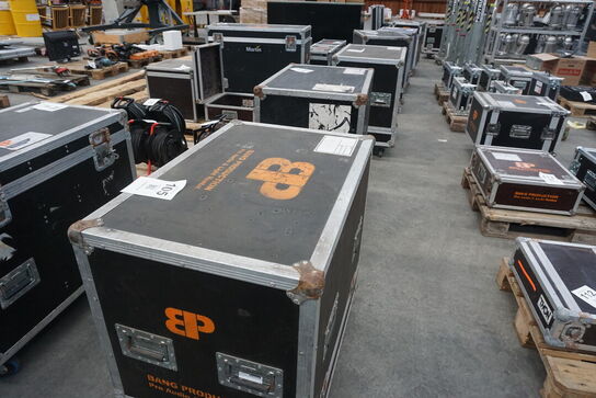 2 stk. DAS Audio ST-15 højttalere inkl. flightcase