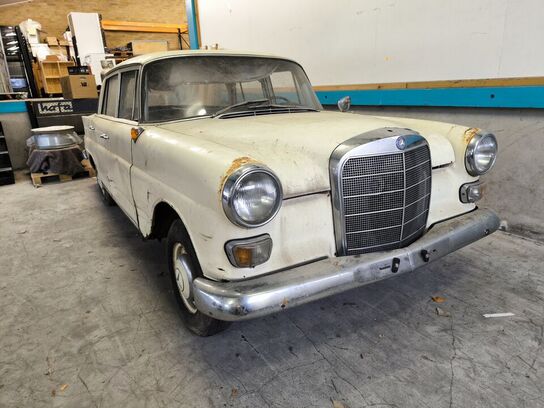 Mercedes 190 C