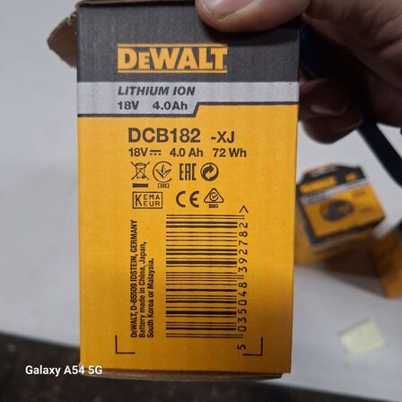 3 STK Batterier 18V, 4 AH DEWALT