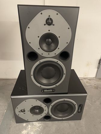 Dyn audio 