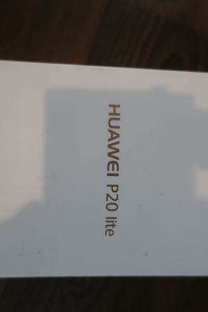 Mobiltelefon HUAWEI P20 Lite