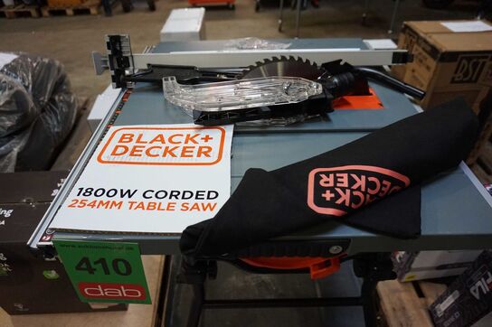 Black&Decker bordrundsav 1800W