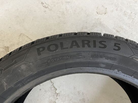 2 stk. dæk BARUM 235/45 R18 V XL, Polaris 5
