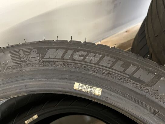 2 stk. dæk MICHELIN 235/45 ZR18, Pilot sport 4