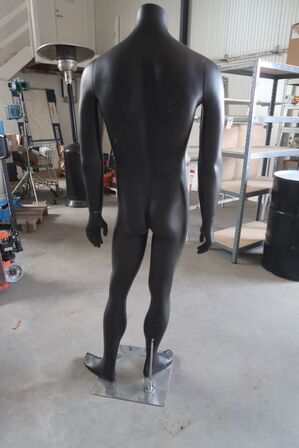 Mannequin på fod