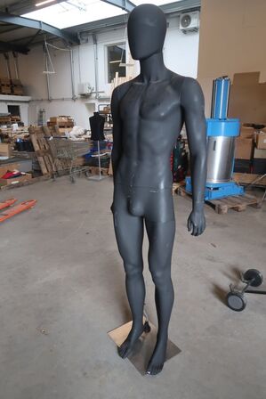 Mannequin på fod