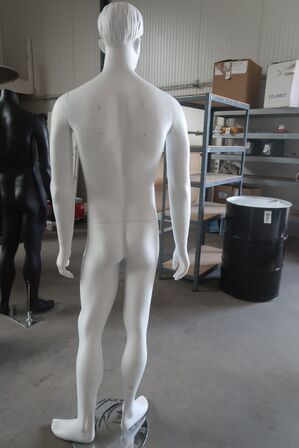 Mannequin på fod