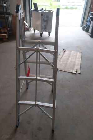 Foldbar stige, 3-trins