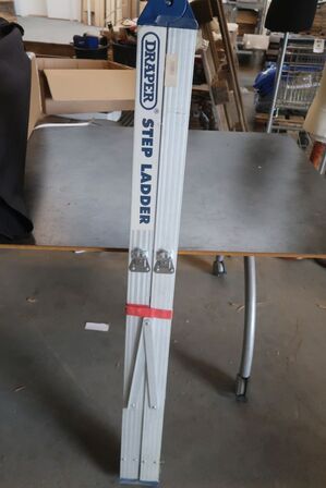 Foldbar stige, 3-trins