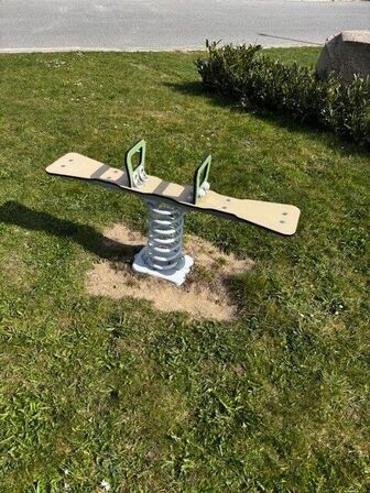 Legeplads / Tarzanbane (MOMSFRI)