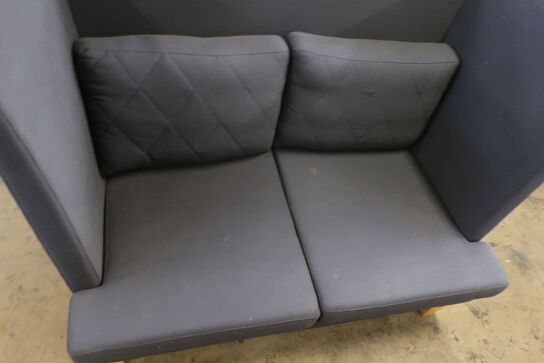 Høj sofa