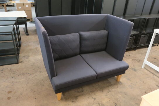 Høj sofa