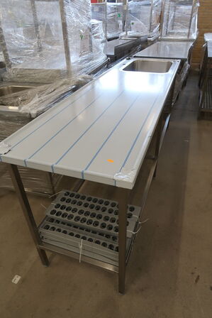 Rustfri stålbord m. vask 230x65xH90cm